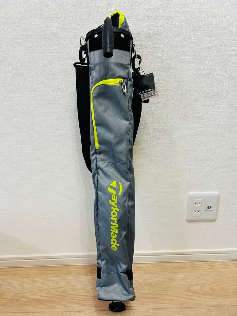 TaylorMade セルフスタンドケース　グレー、イエロー
