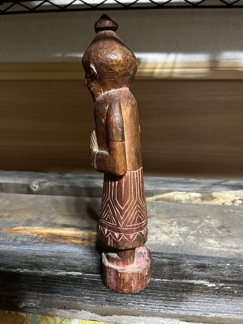 木彫　人形代　ネパール　シャーマン　民間信仰　信仰物