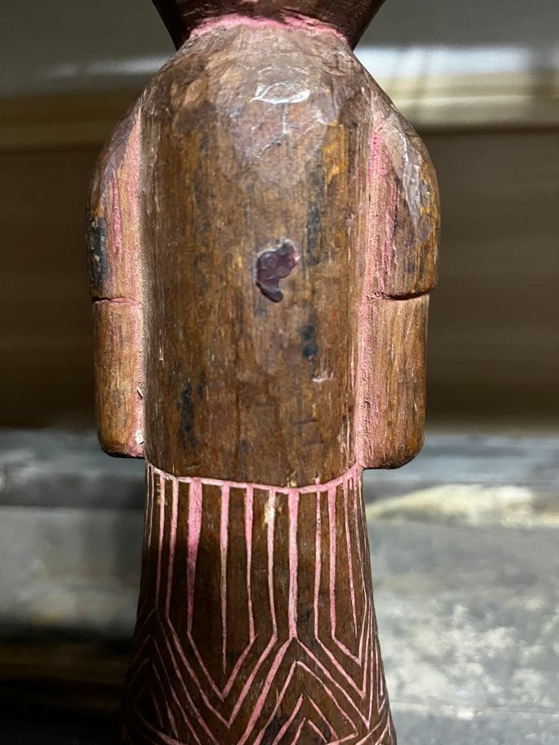 木彫　人形代　ネパール　シャーマン　民間信仰　信仰物