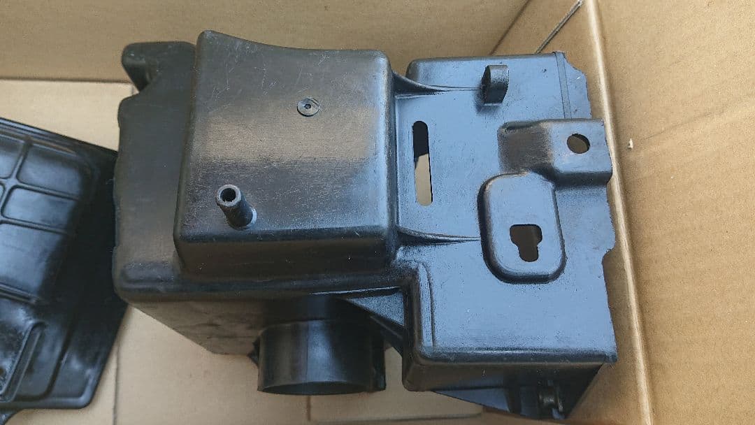 CBX400F NC07 エアクリ ボックス 廃盤 割無 バッテリーケース