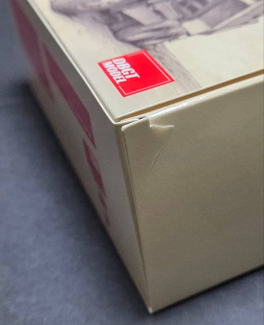 DBGT 1/64 日野 スーパードルフィン ダンプ トラック グリーン 黒