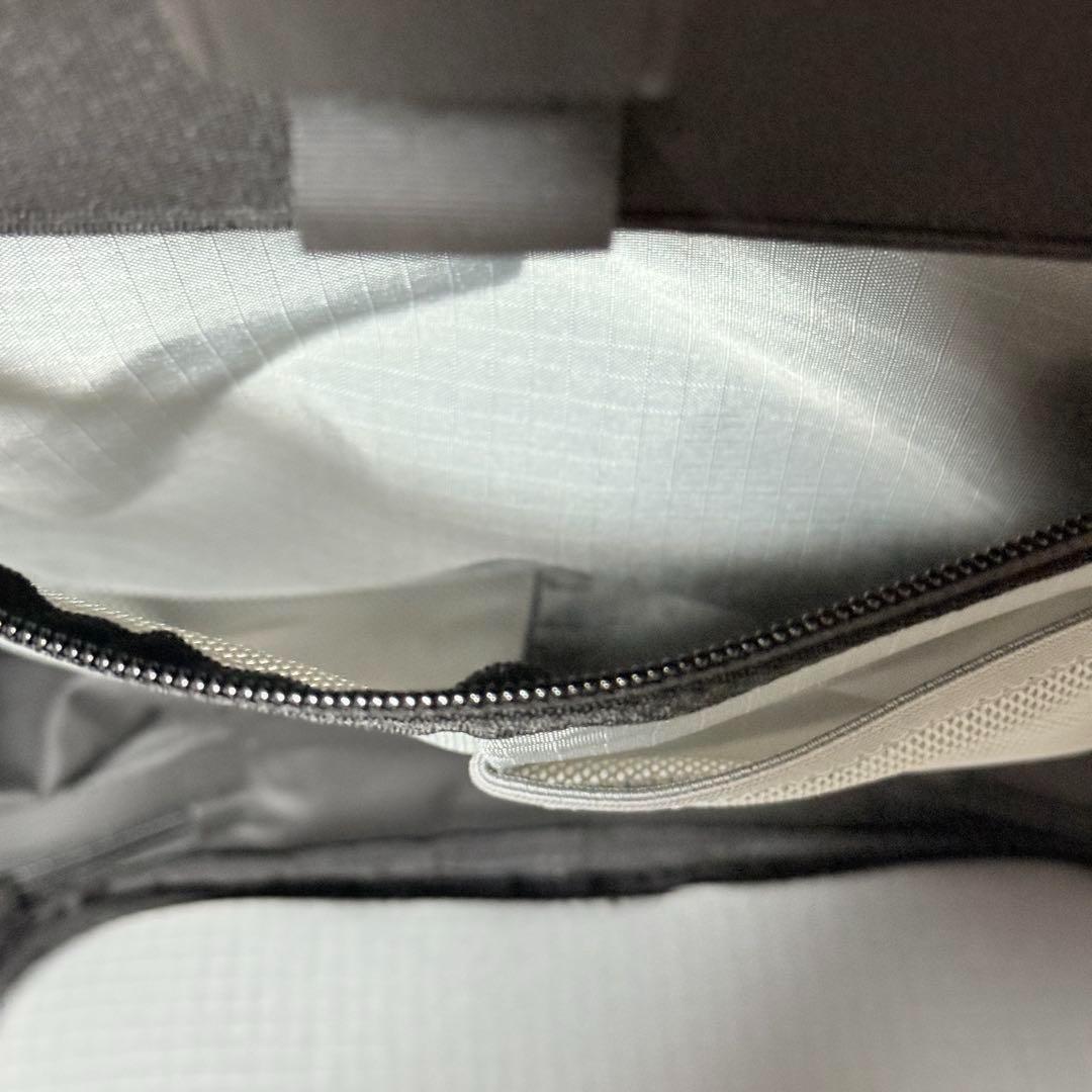 未使用✨ブラックエンバー　シャドウ　バックパック　防水　22L 黒　2way