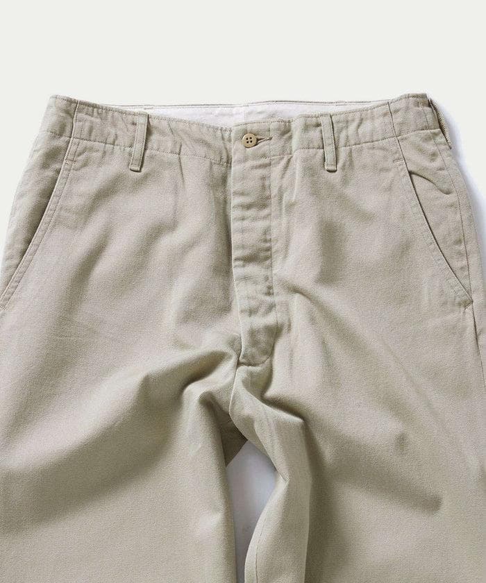 COMOLI｜ KHAKI チノパンツ｜②