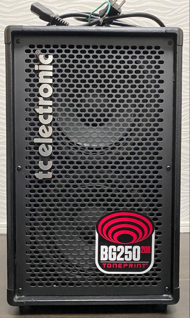 tc electronic BG250-208 ベースアンプ