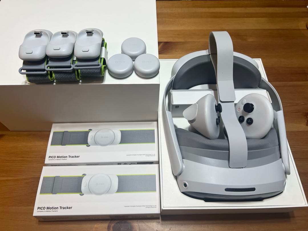 PICO4Ultra 256GB + PICOMotionTracker 3個