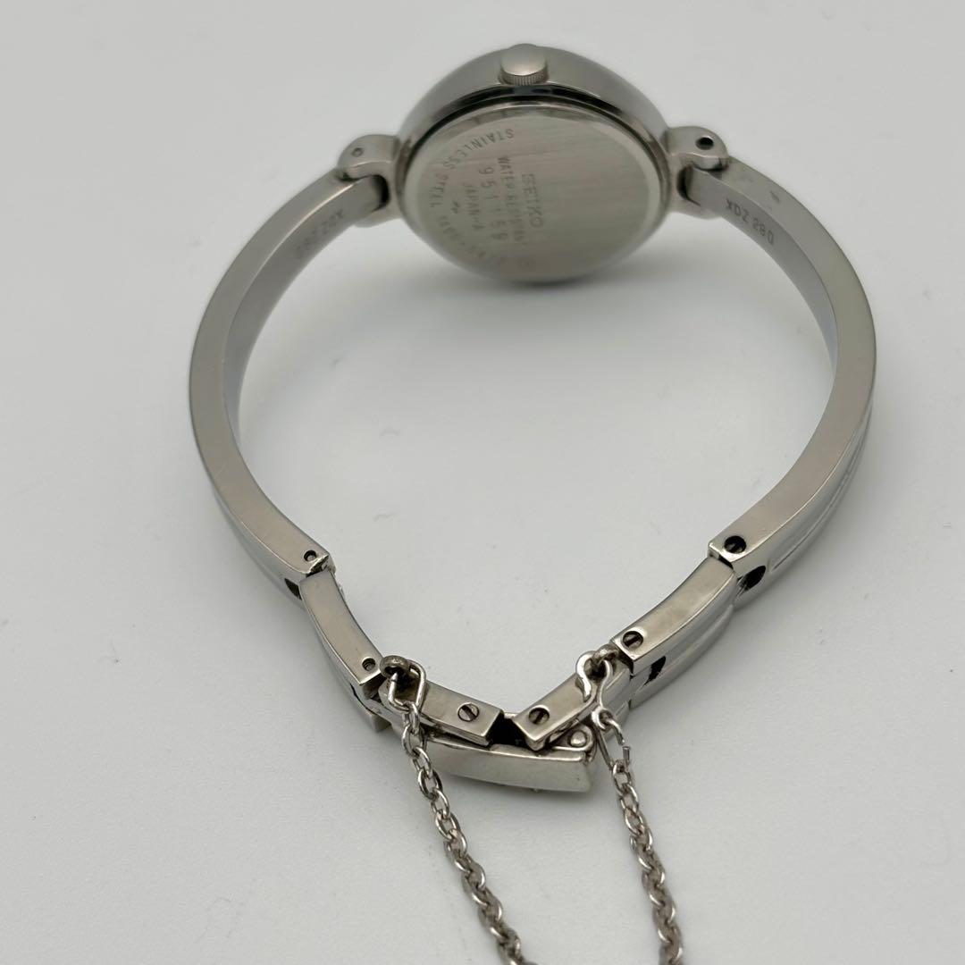 稼働品✨SEIKO セイコー ブルー 菱形 バングル 腕時計 レディース ブレス