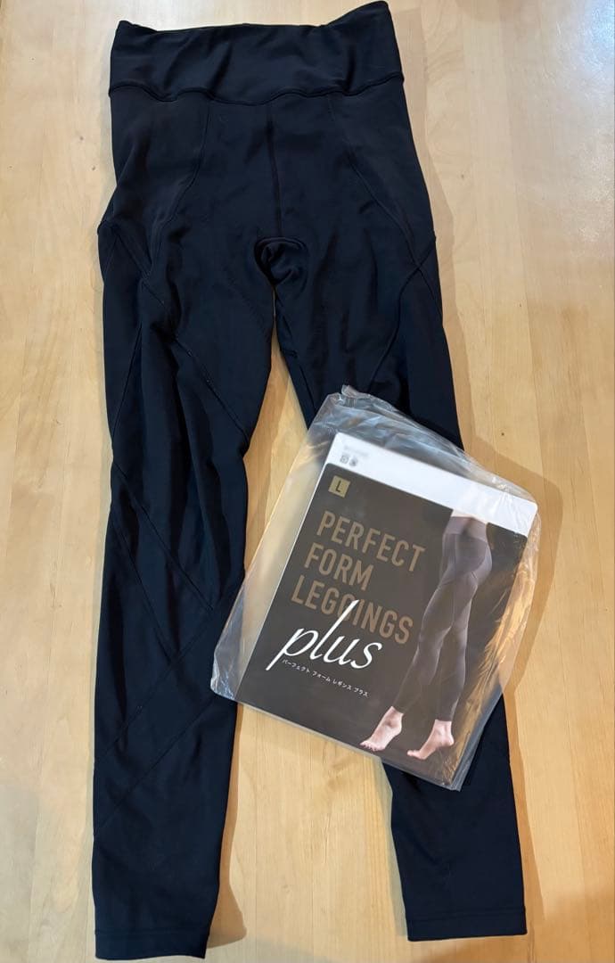 リントスルパーフェクトフォームLサイズ ヨガウェア 上下セット