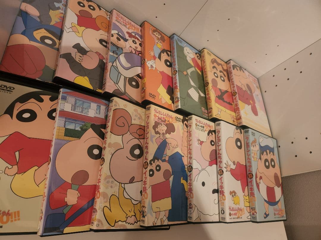 e*0様 クレヨンしんちゃん DVDセット　イッキ見　27本