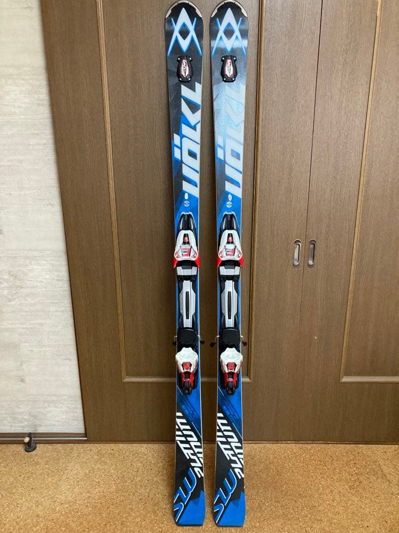 フォルクル　プラチナムSW 166cm