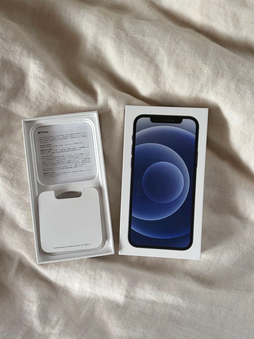 猫*様 美品iPhone12 ブラック　64GB SIMフリー