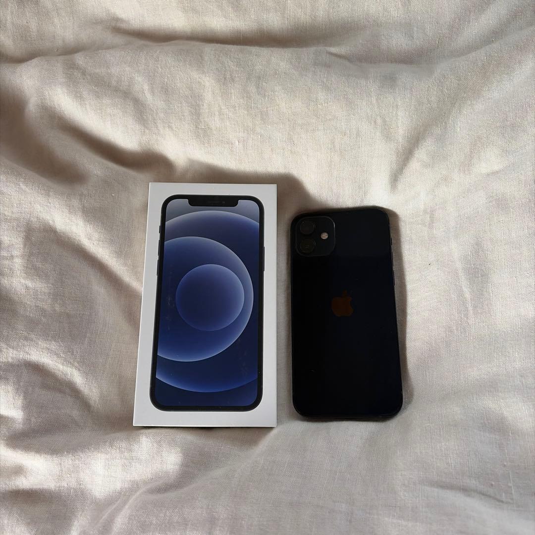 猫*様 美品iPhone12 ブラック　64GB SIMフリー