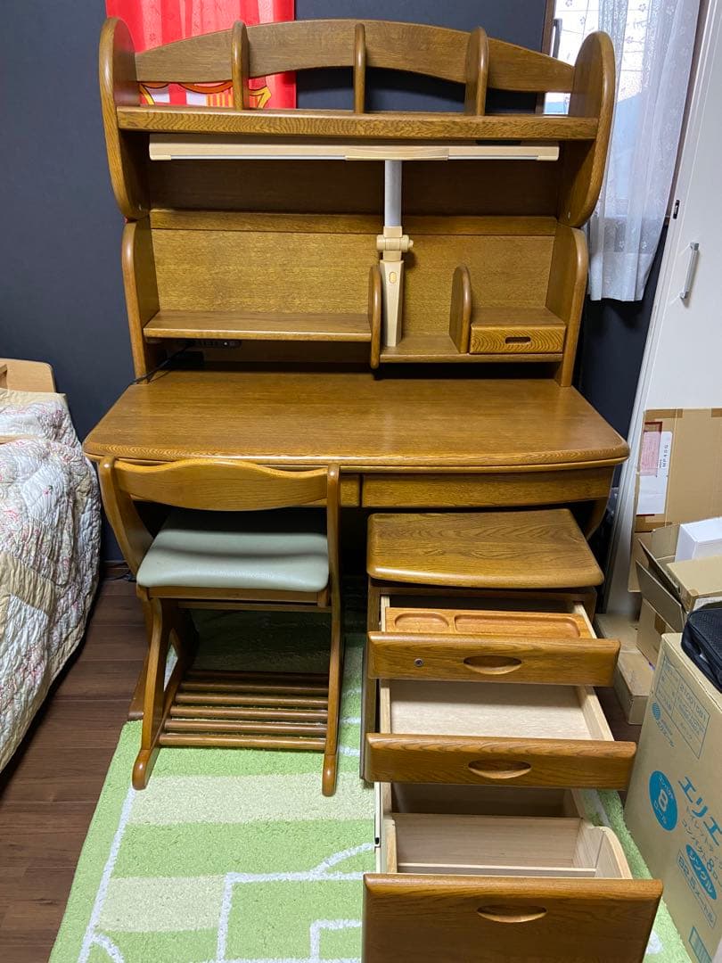 Yoshi.kiri木製学習机 上部棚付き（直接引き取りのみ）