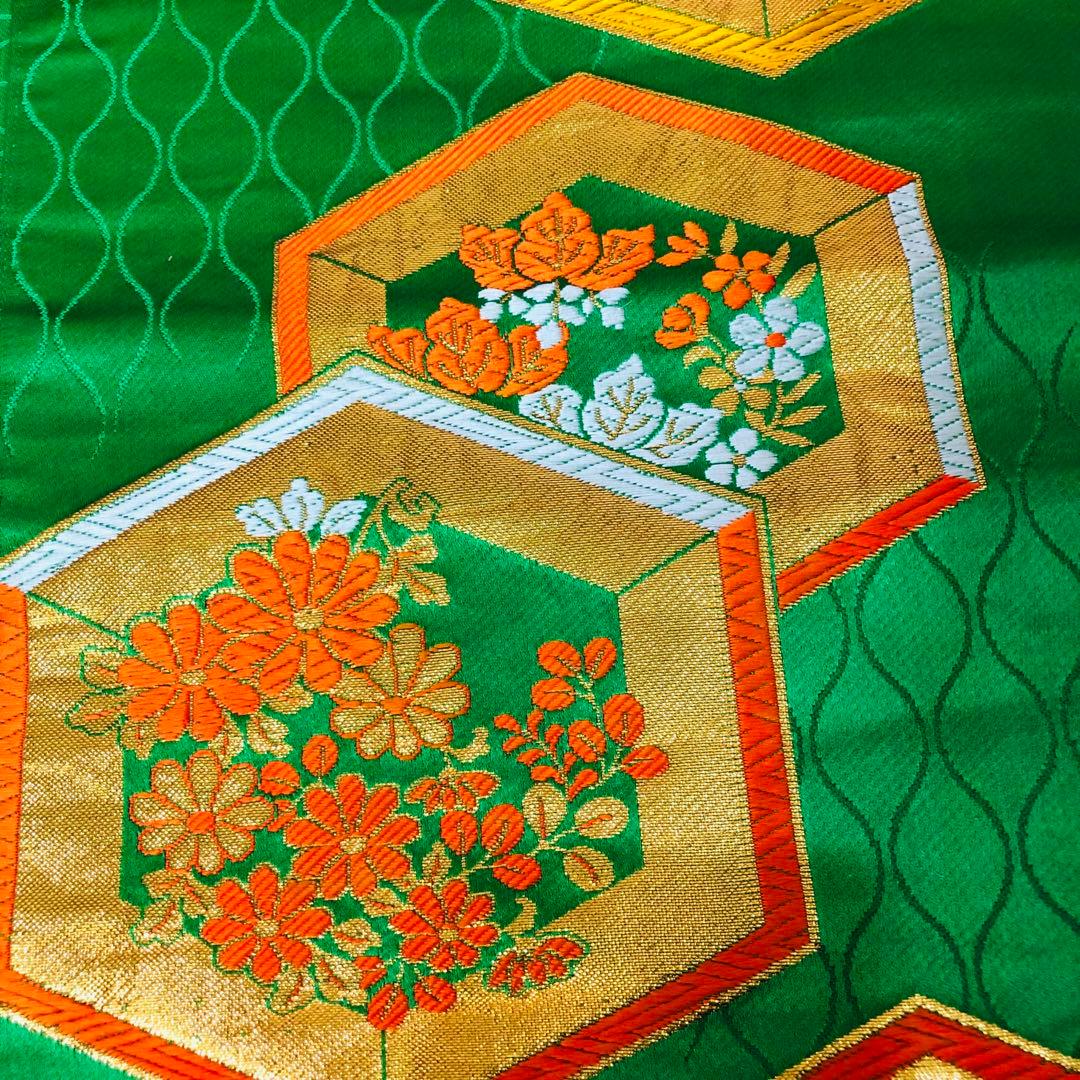 七五三七歳未使用着物‼️人気赤地暈し⭐︎手毬花々煌びやか際立つ⭐︎安心フルセット逸品