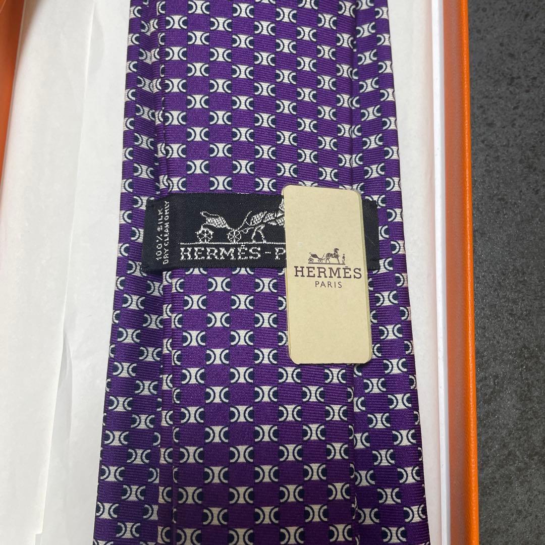 ❣️新品未使用❣️タグ付きHERMES エルメス　ネクタイ レッド　パープル　紫