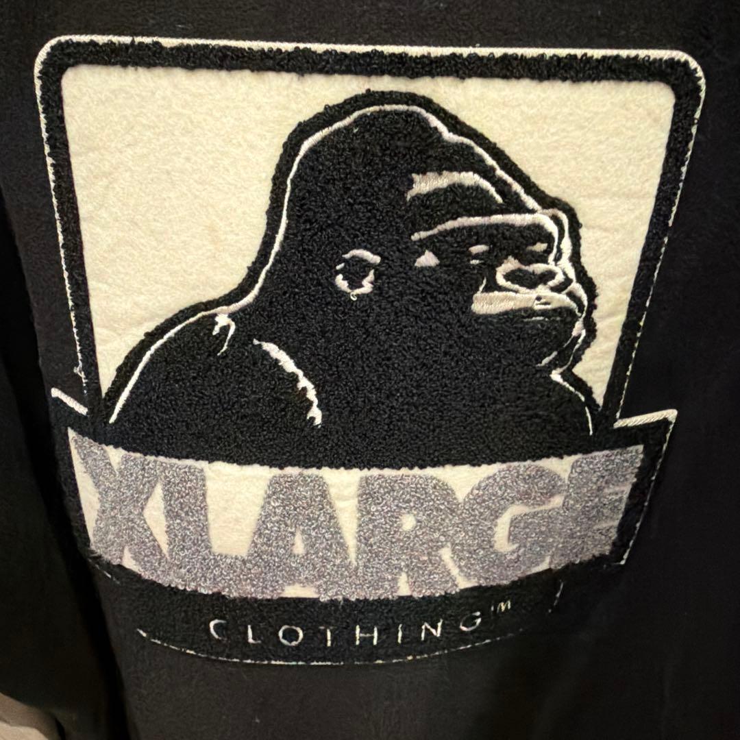 XLARGE スタジャン ブラック/ホワイト L