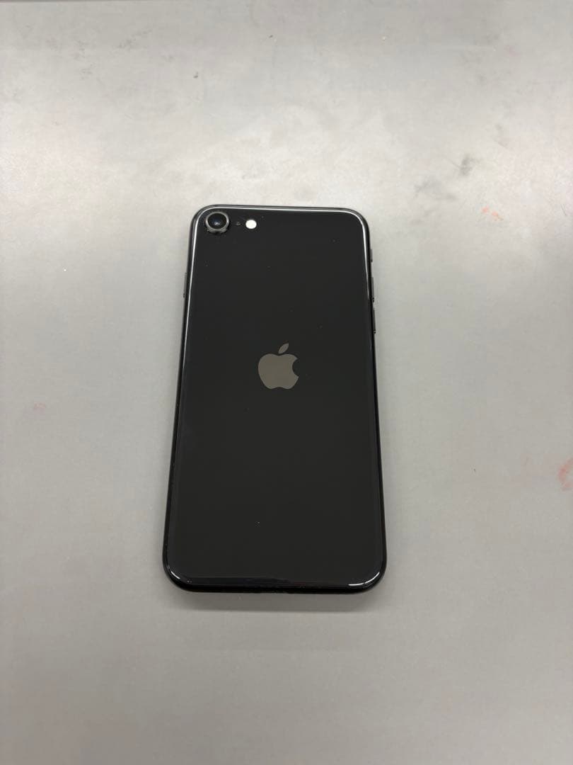 【美品】 iPhoneSE 第2世代 64GB ブラック