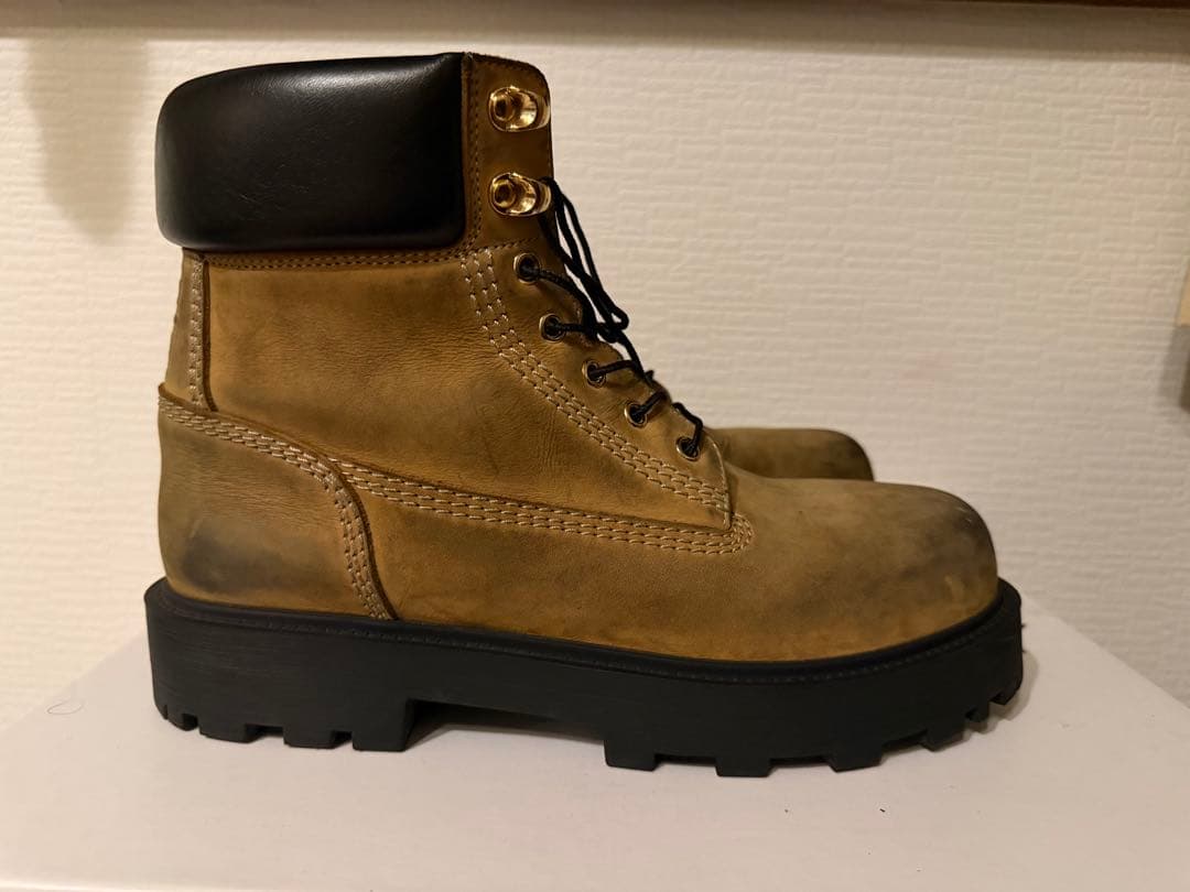 K*I様 GIVENCHY 24AW Trekker