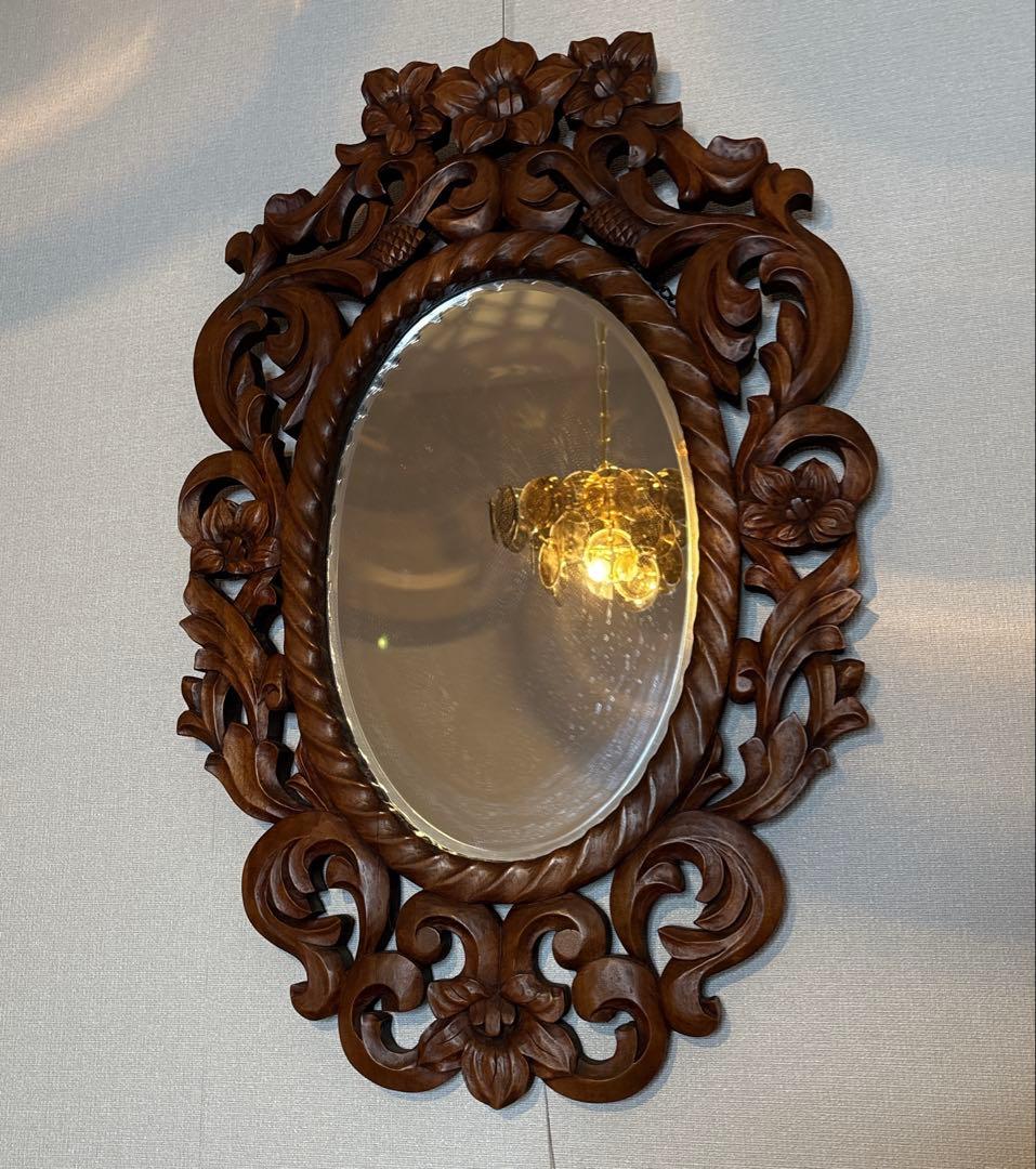 ウォールミラー 木彫り フローラルデザインオーバルミラー　ビンテージ　壁掛け鏡