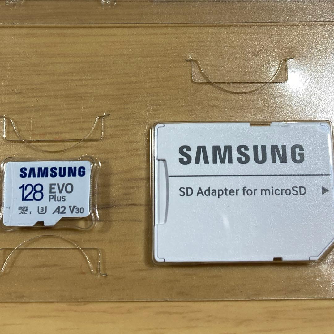 ニンテンドースイッチ 本体、充電グリップ、他含め4点セット　まとめ売り