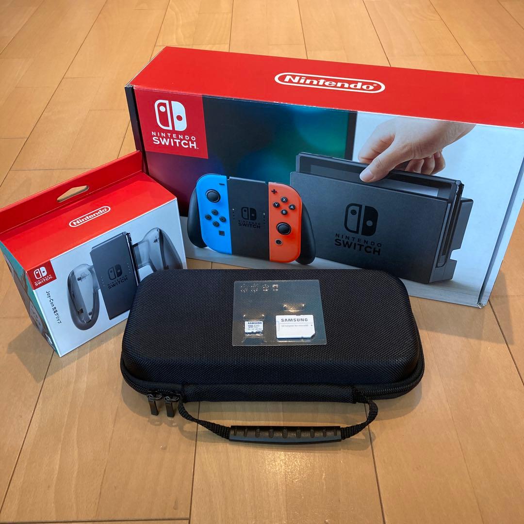 ニンテンドースイッチ 本体、充電グリップ、他含め4点セット　まとめ売り