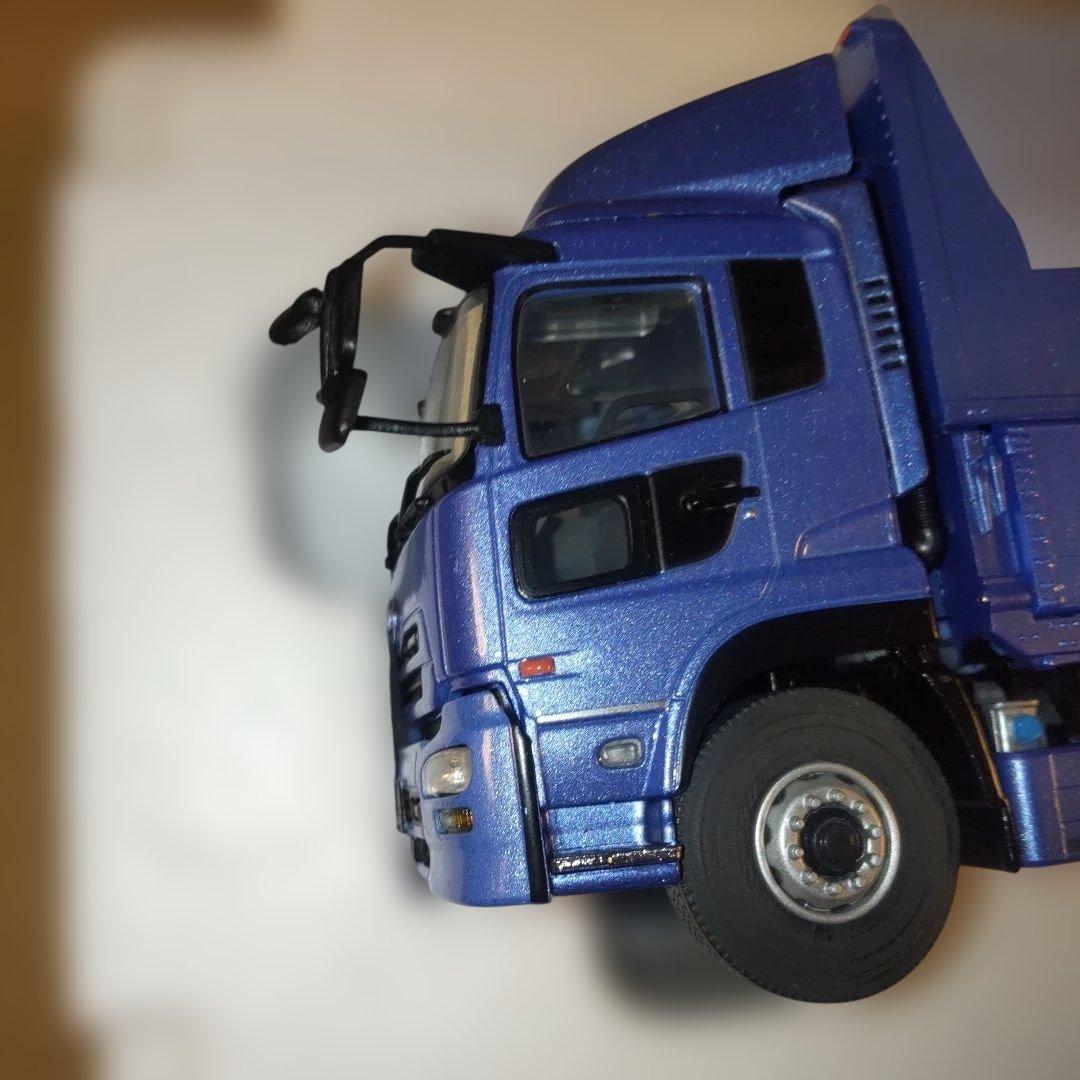 UDトラックス　UD TRUCKS Quon ミニカー 1/43