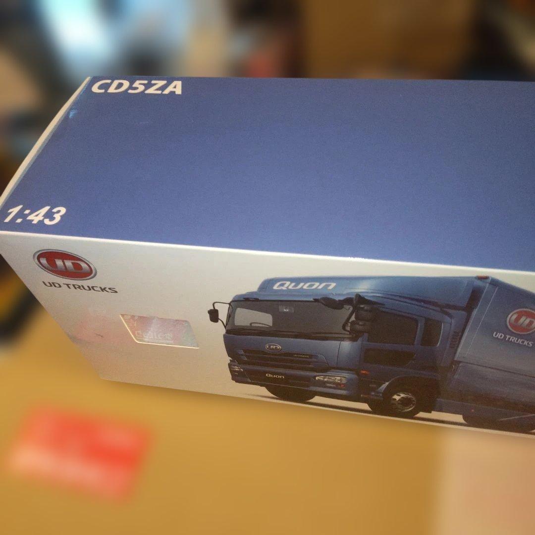 UDトラックス　UD TRUCKS Quon ミニカー 1/43