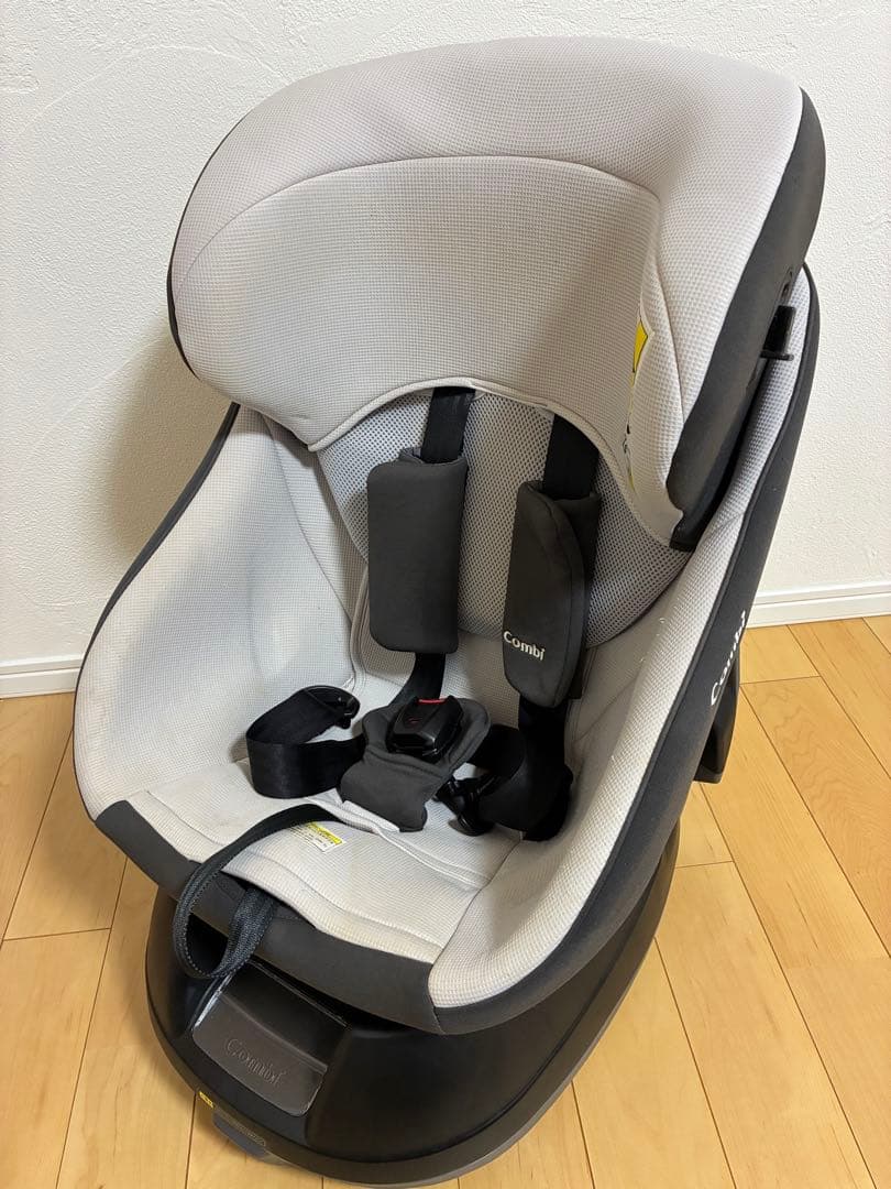combiコンビ クルムーヴスマートエッグショックsimplight 新生児対応