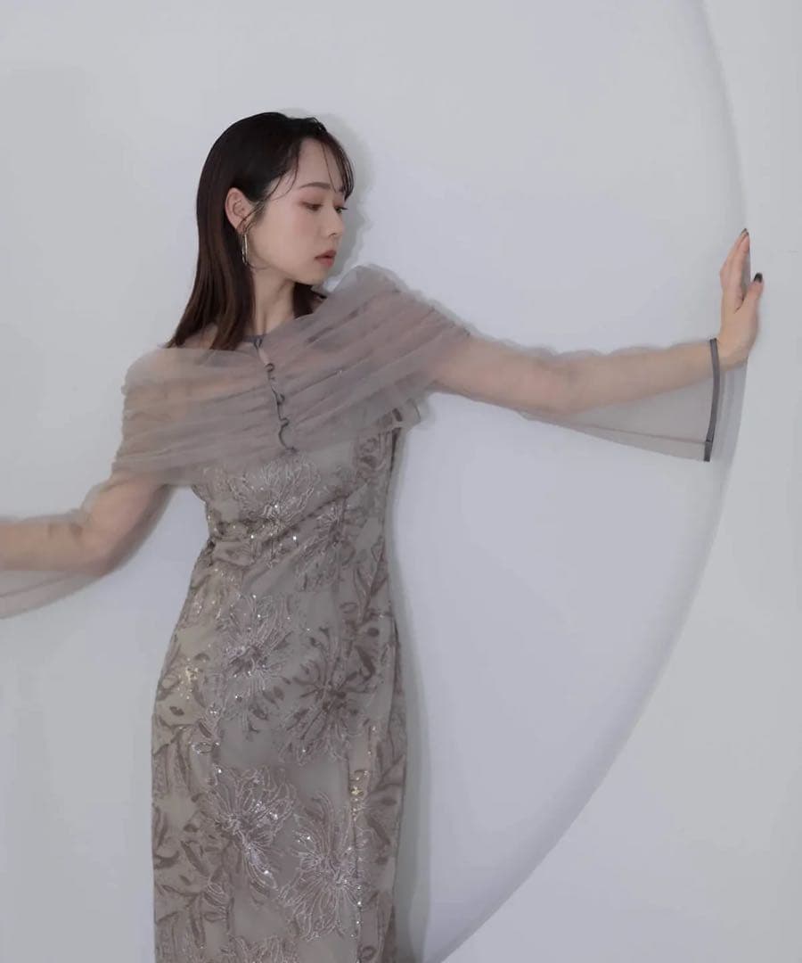 Leja グレー 刺繍入りロングドレス