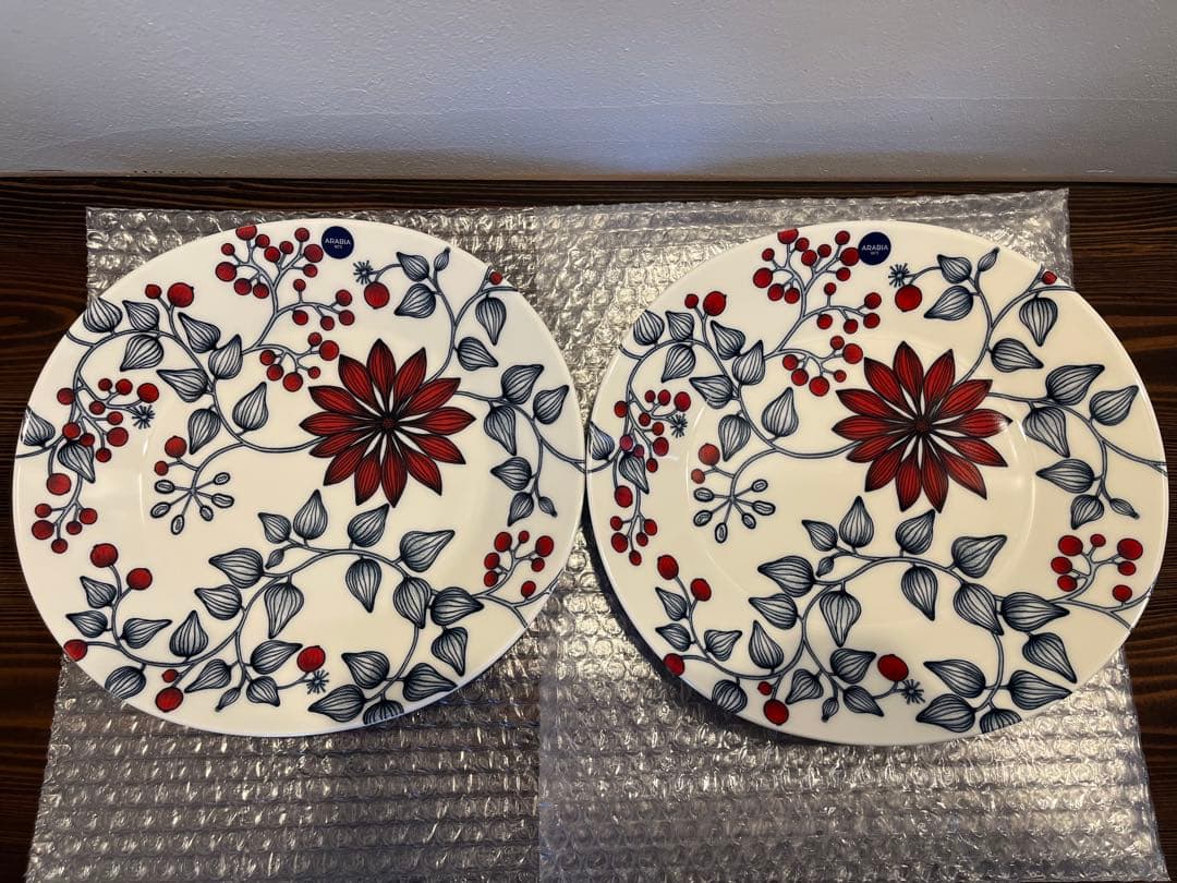 アラビアルノ　フロストベリー　オーバルプレート25cm ２枚