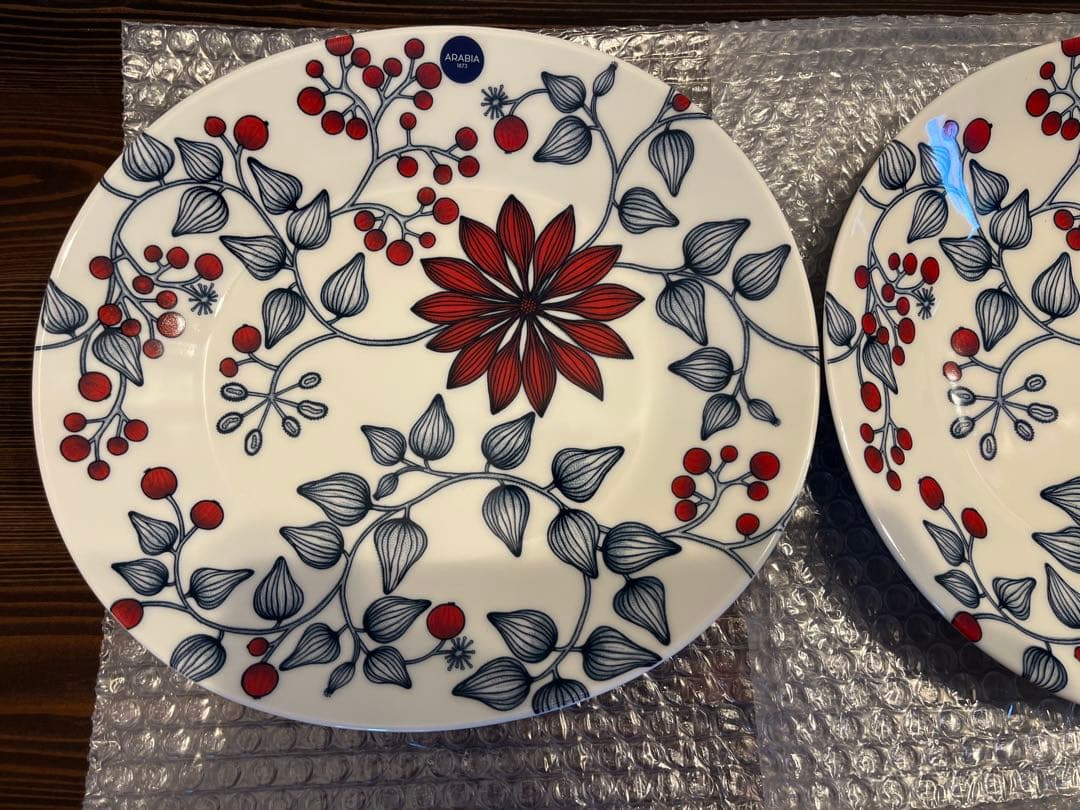 アラビアルノ　フロストベリー　オーバルプレート25cm ２枚