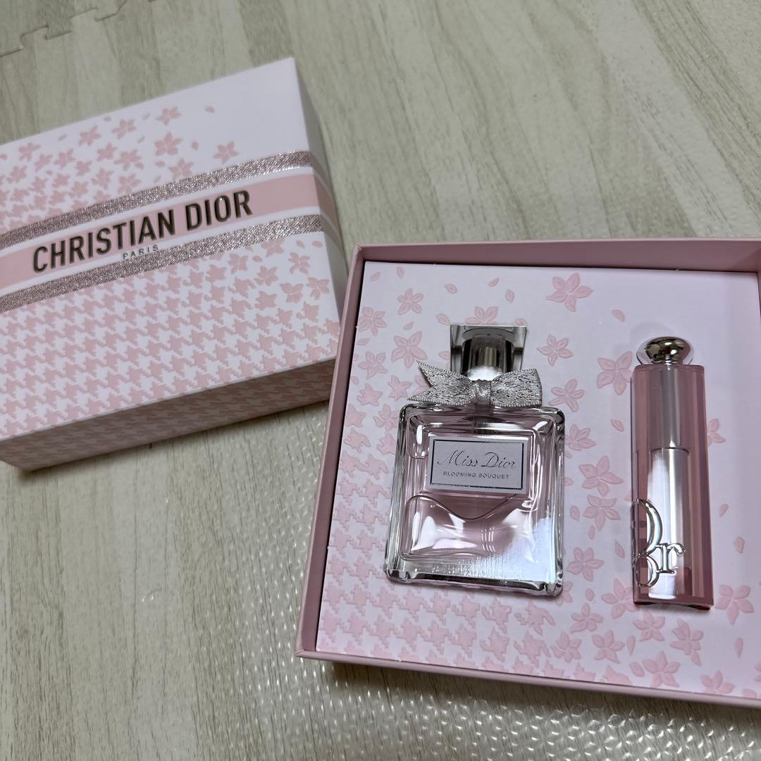 限定品　Miss Dior 50ml オードトワレ & Lip Glow コフレ