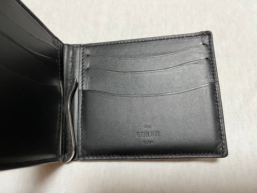 【Berluti】ベルルッティ フィギュア  スクリットレザー ウォレット