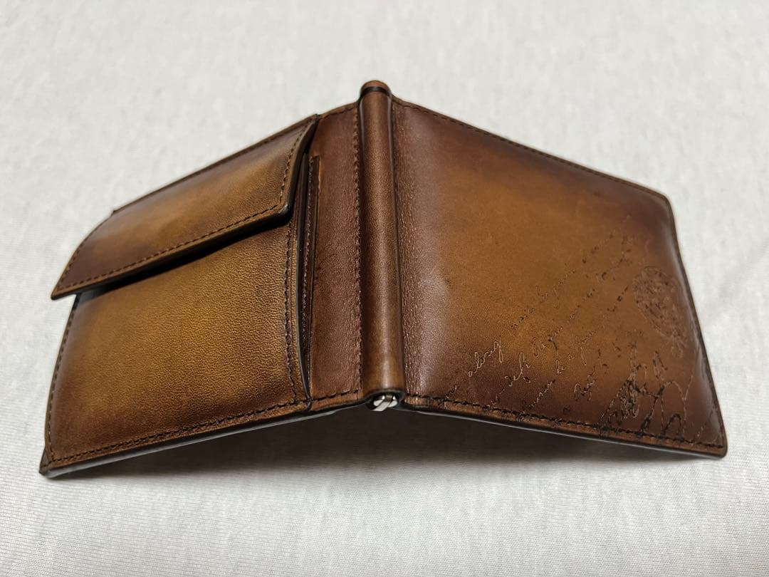 【Berluti】ベルルッティ フィギュア  スクリットレザー ウォレット