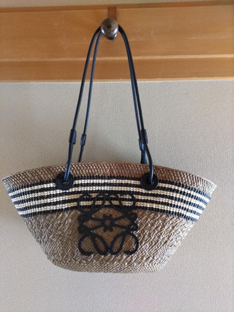 LOEWE ロエベ　新作アナグラム バスケット スモール新品未使用