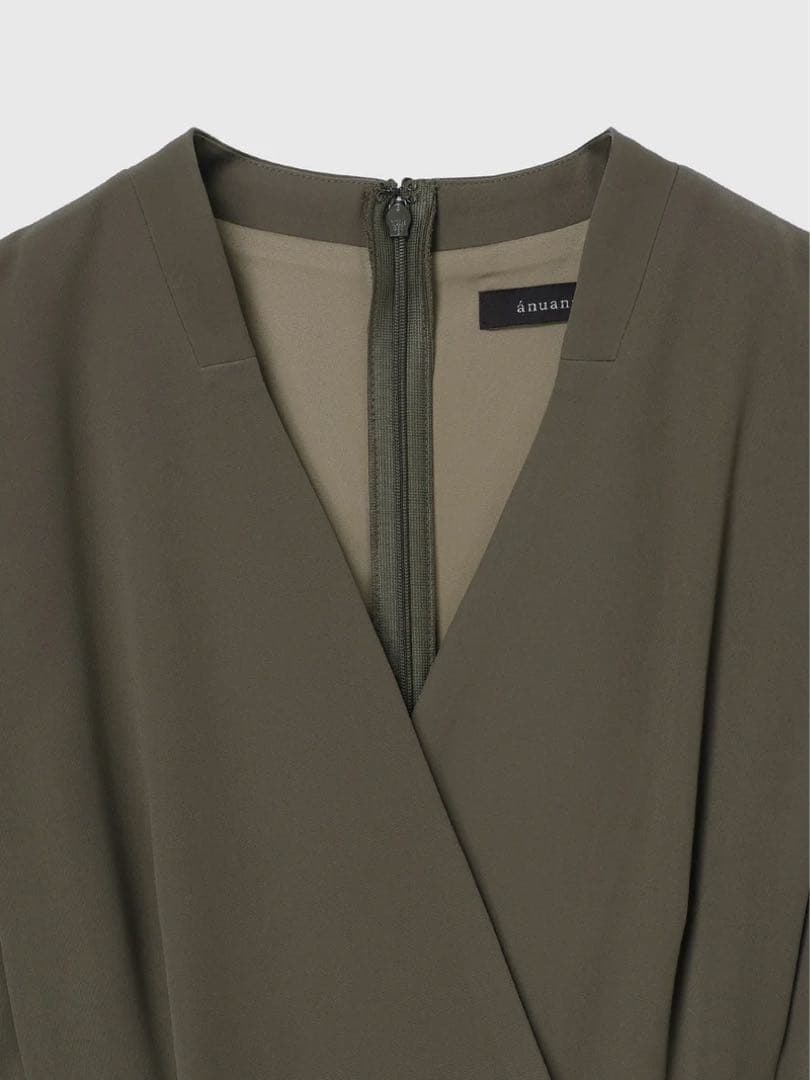 【新品未使用】anuans ダブルサテンクラシカルワンピース