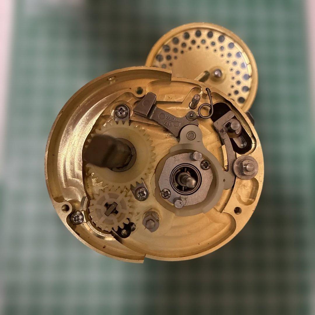 SHIMANO CALCUTTA CONQUEST 200ベイトリール　部品