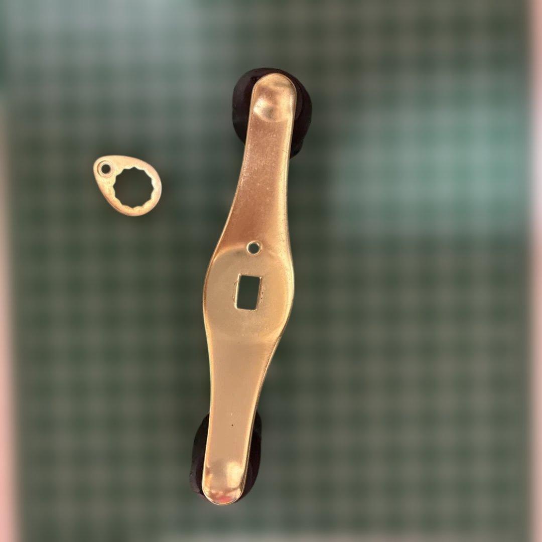 SHIMANO CALCUTTA CONQUEST 200ベイトリール　部品