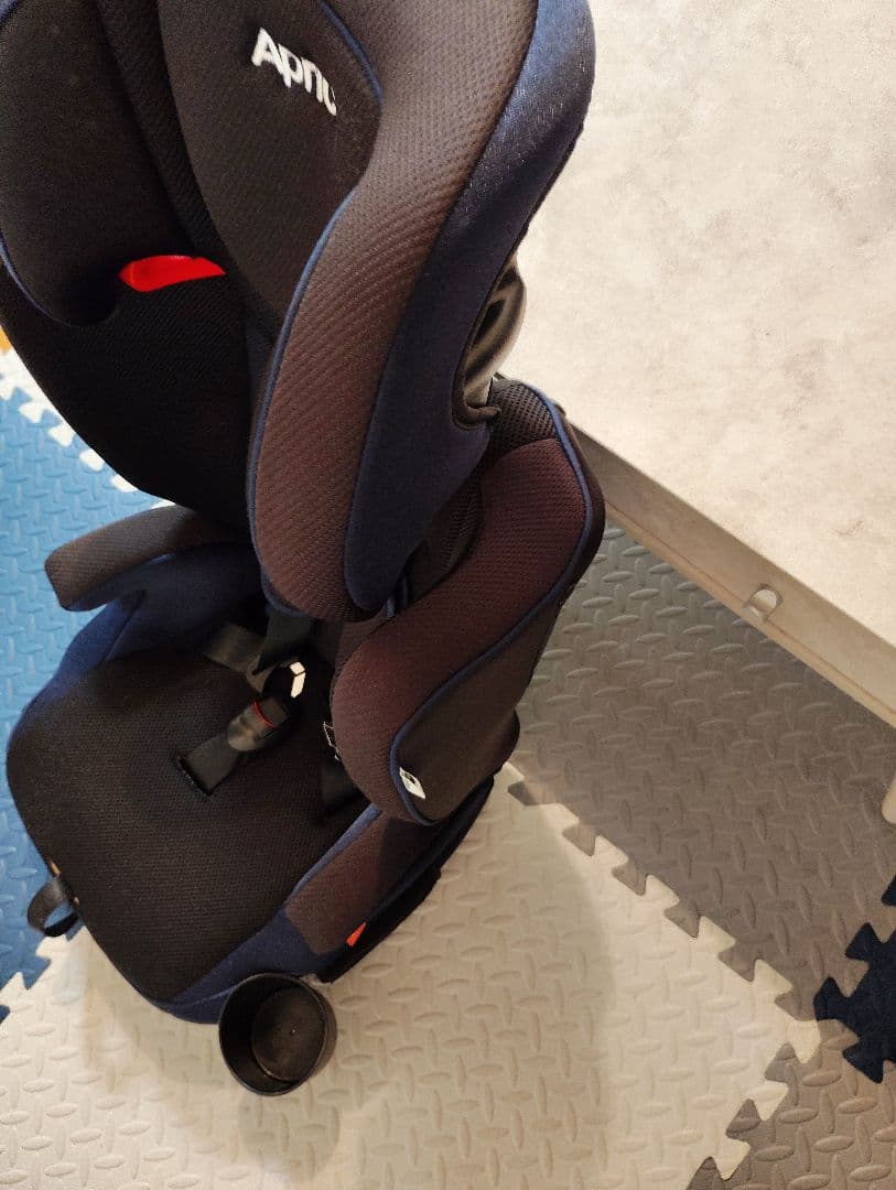 Aprica チャイルドシート ブラック