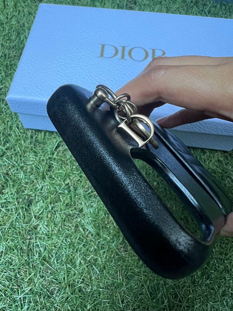 ディオールiPhone15カバーケース