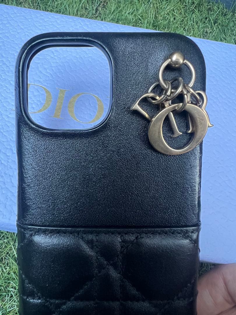 ディオールiPhone15カバーケース