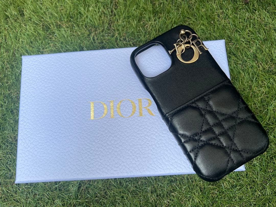 ディオールiPhone15カバーケース