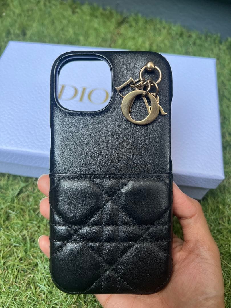 ディオールiPhone15カバーケース