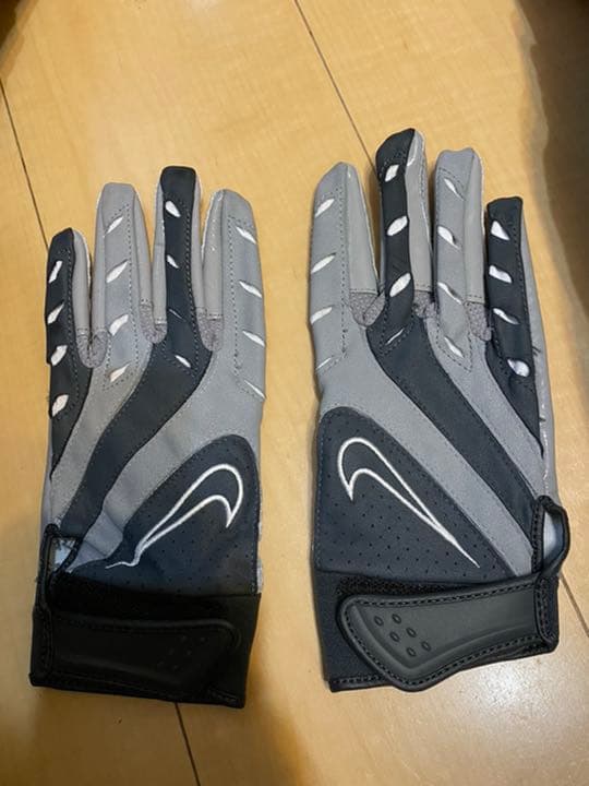 NIKE アメリカンフットボールグローブ