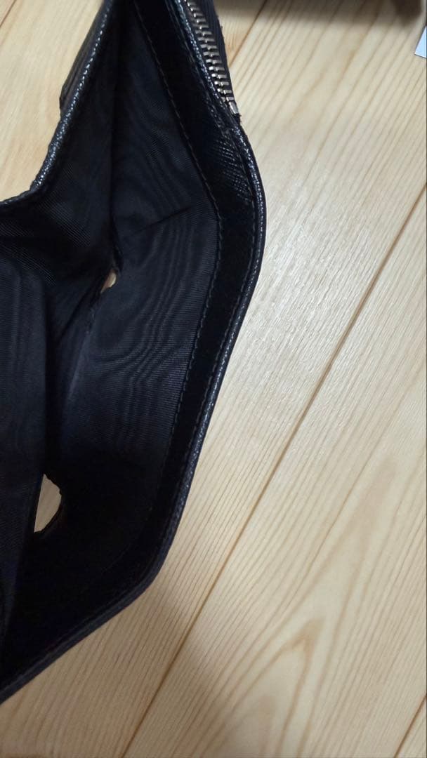 PRADA 1MH044 ブラック サフィアーノ コンパクトウォレット