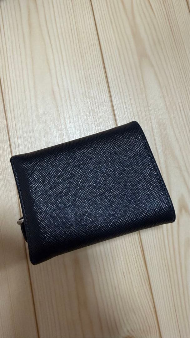 PRADA 1MH044 ブラック サフィアーノ コンパクトウォレット