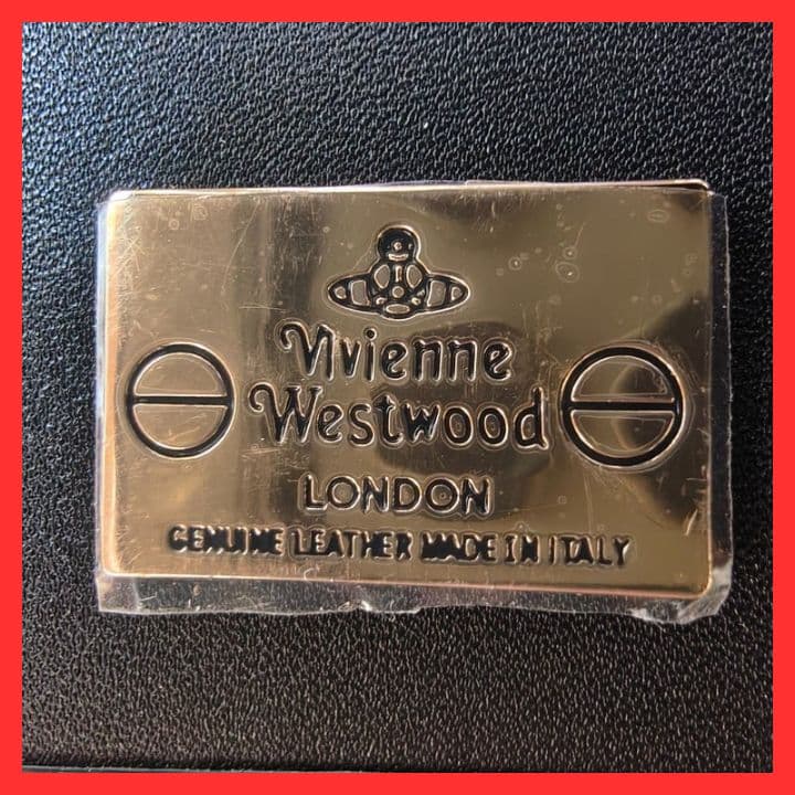 【新品未使用】ヴィヴィアンウエストウッド三つ折り財布　913VW110