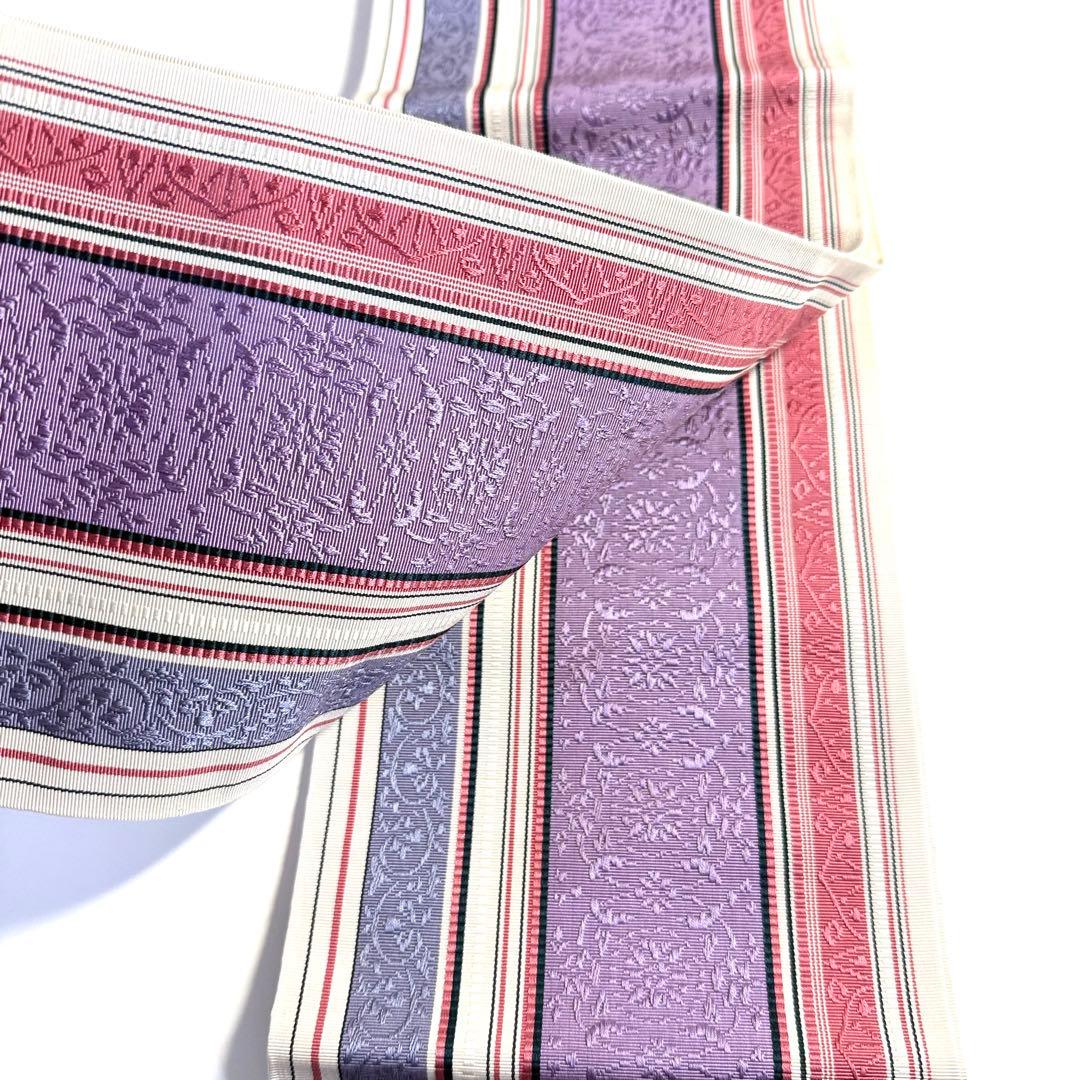 6k219 半幅帯　絹　博多帯　本場筑前　博多織工業組合　帯は博多　白　紫　花柄