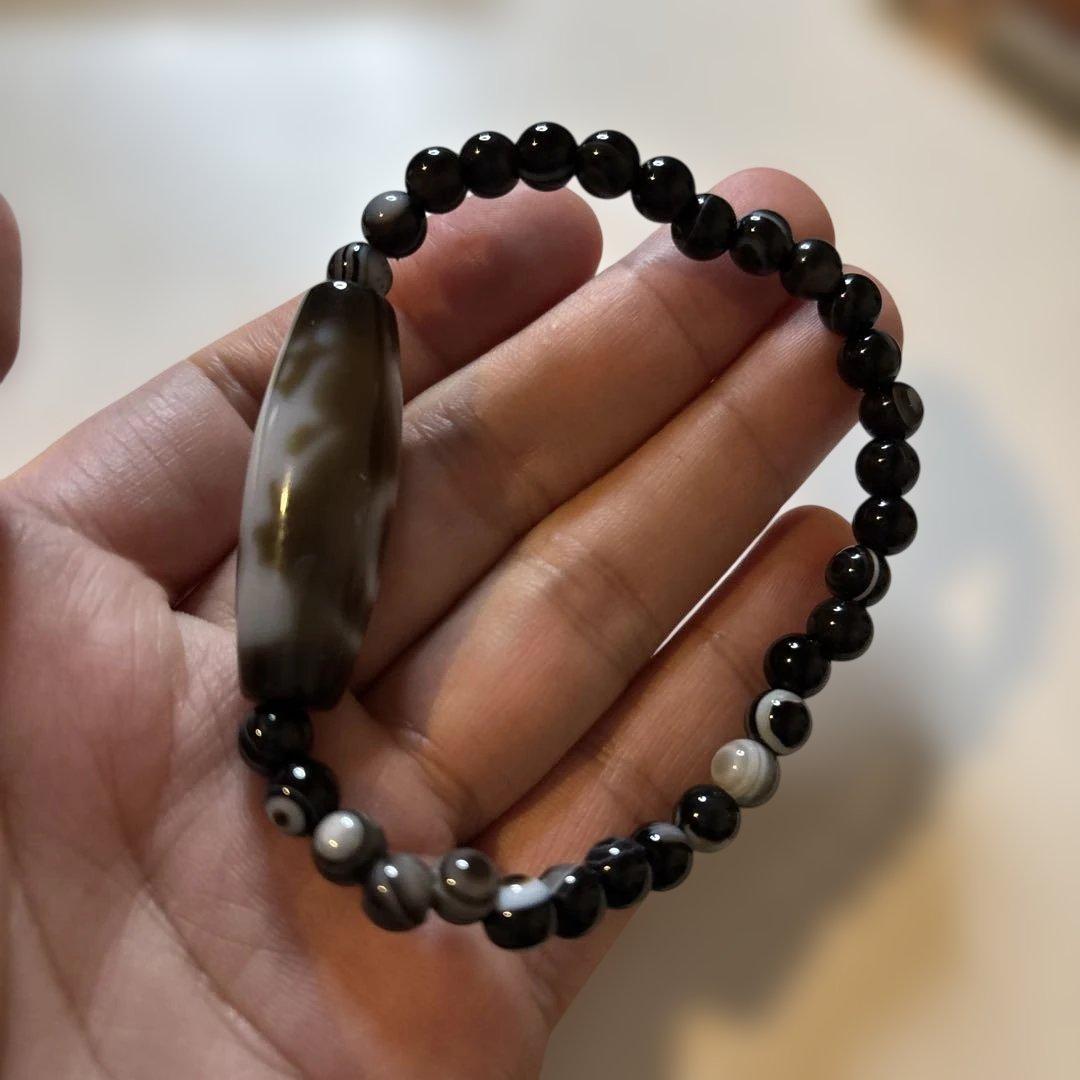 これはすっごい！三面大黒天様と目が綺麗な白蛇天珠様のブレス！天眼石！