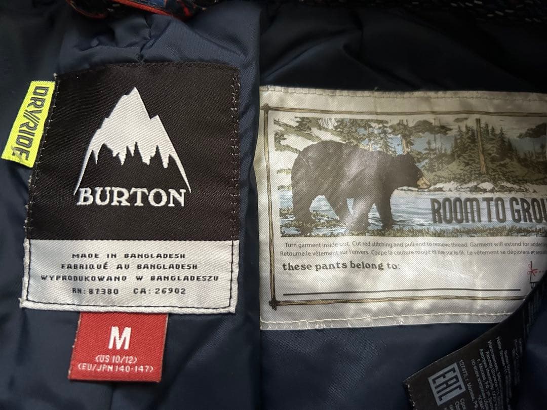 BURTON スノーボードジャケット上下セットMサイズ（140ー147）