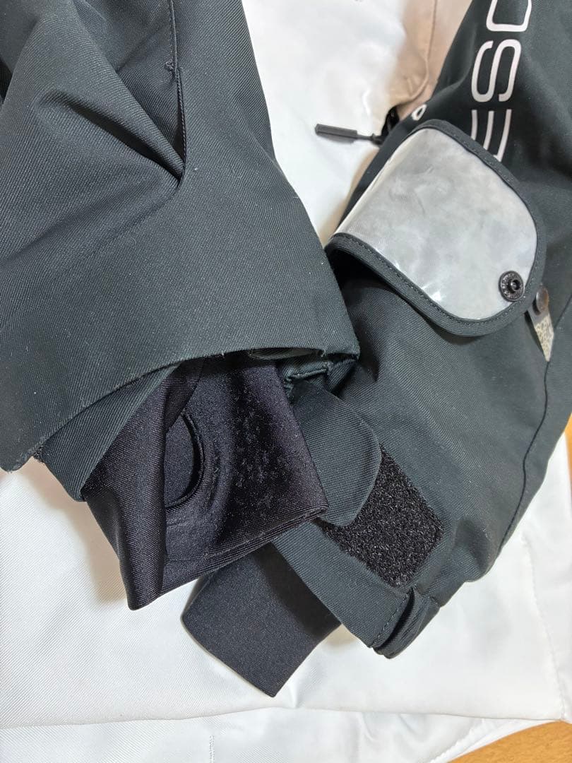 美品 デサントMove Sport スキーウェアジャケットのみ180cm